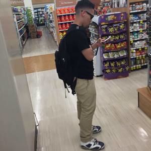 Meet your Posher, Hector